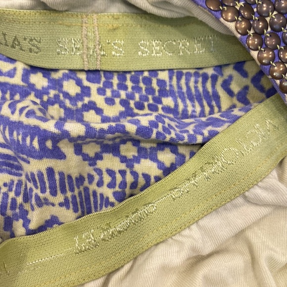 Moda International tank top with embellished collar. - Picture 3 of 5